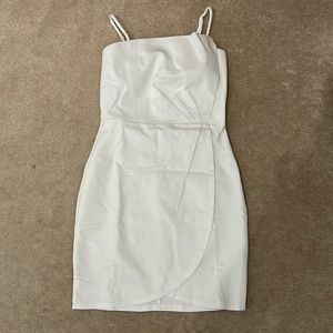 Women’s Lulu’s White Sleeveless Bodycon Dress Size Small NWT